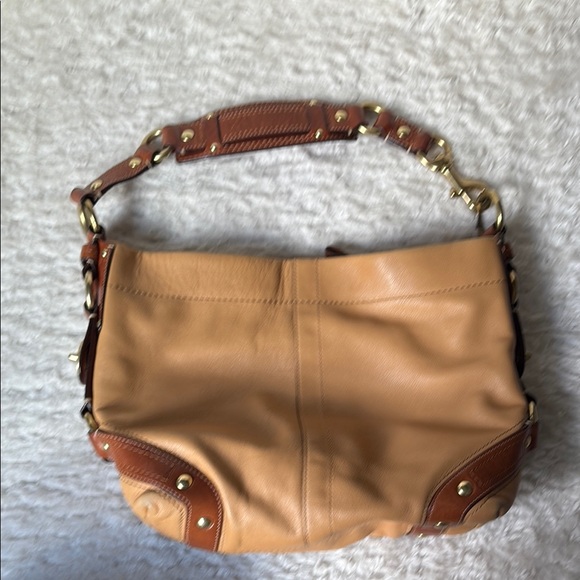 Coach Tan and Brown Leather Shoulder Bag with Gold Hardware - Picture 3 of 10
